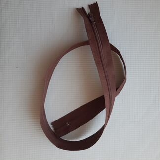 Молния для одежды, 60 см. Коричневый цвет