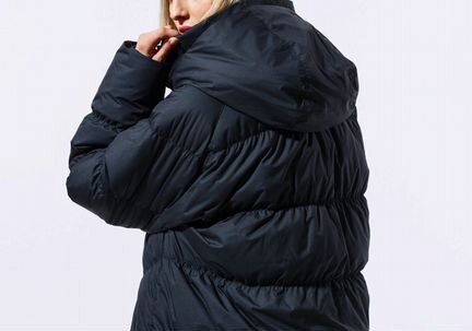 Пуховик новый длинный модной американской марки