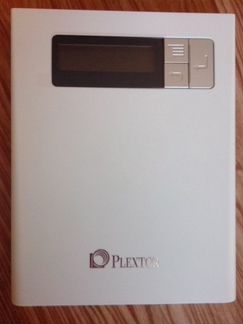 Устройство записи DVD- и компакт-дисков Plextor