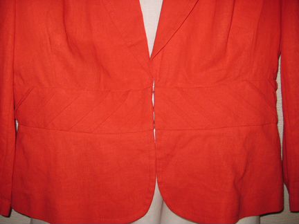 Пиджак лен красивый красный цвет, разм 12