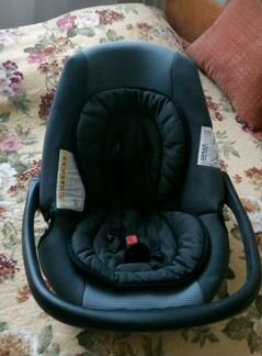 Автомобильное кресло