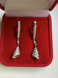 Золотые серьги с бриллиантами