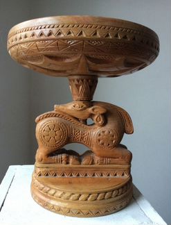 Деревянная скульптура. Ваза