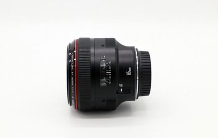 Canon EF 85mm f/1.2L II USM
