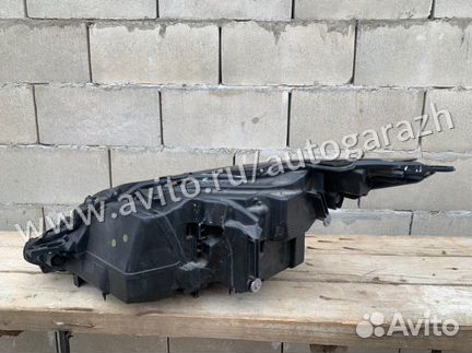 Фара передняя правая Lexus Rx200 AGL25W 2GR-FKS