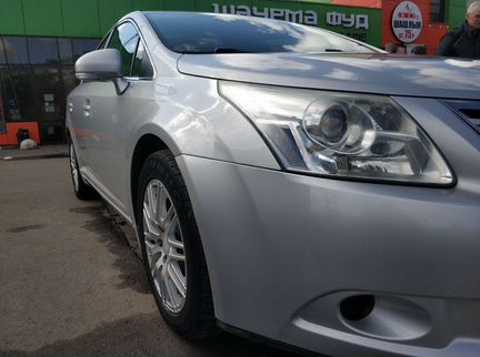 Toyota Avensis 1.8 МТ, 2009, 180 200 км