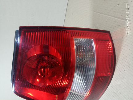 Фонарь правый Kia Sorento 1 2002- 2006