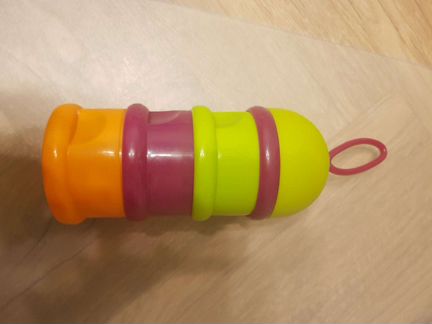 Контейнер (дозатор) для смеси