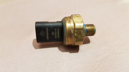 Датчик давления масла A0009050603 Mercedes