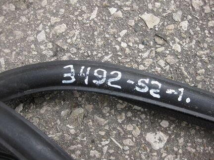 Уплотнитель внутренний левой двери Scania