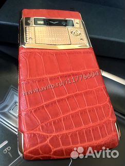 Vertu Signature Touch for Bentley Red Alligator