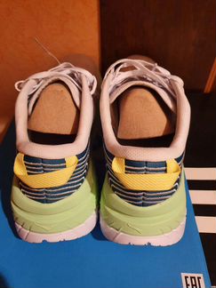 Кроссовки Hoka One One