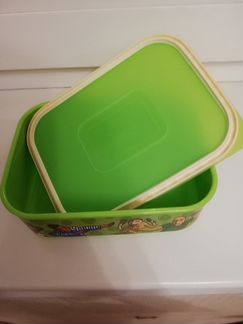 Контейнеры Tupperware