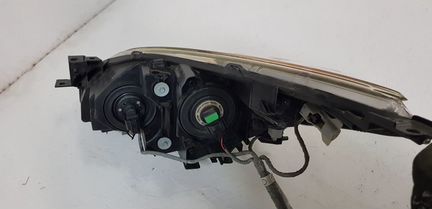 Mazda 3 BL 2009-12 фара правая галоген в сборе