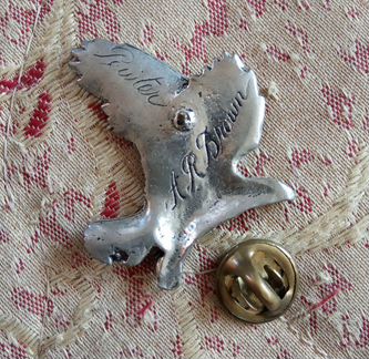 Коллекционный значок ручной работы