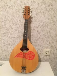 Мандолина и струны