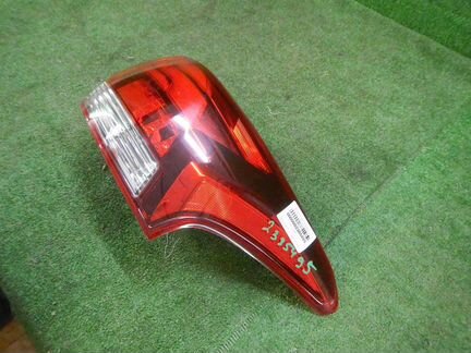 Фонарь правый внешний Mitsubishi Outlander 3 (2015