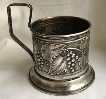 Подстаканник серебро Виноград 875 проба голова
