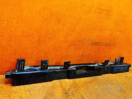 Панель передняя (суппорт радиатора) верхний
