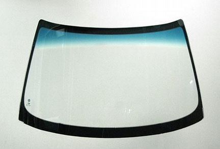 Лобовое стекло Toyota Corolla E10 1992-1997