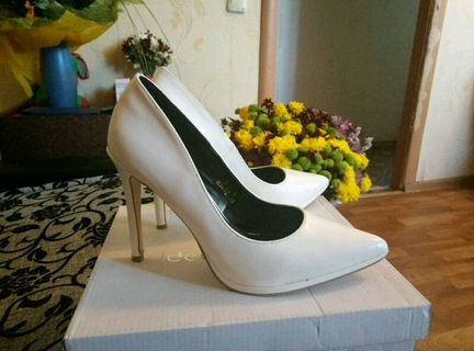 Туфли белые (свадебные)