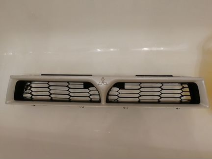 Решетка радиатора GalantLegnum