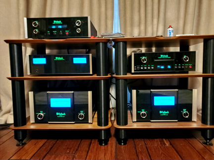 Mcintosh прeдусилитeль 2х блочный