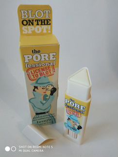 Мгновенно матирующий стик Benefit