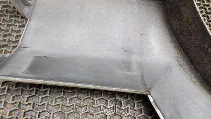 Молдинг (накладка кузовная), Крыла правое заднее T