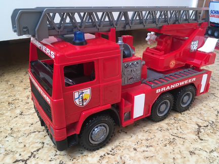 Машина пожарная Bruder большая