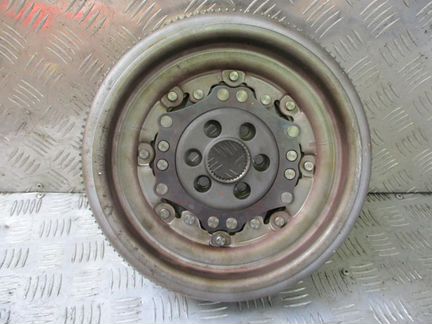 Маховик VW Jetta 5 (2005-2010г.в.)