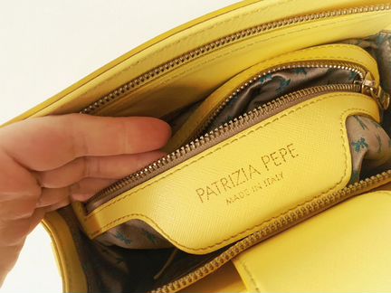 Patrizia Pepe солнечная сумка (нат. кожа)