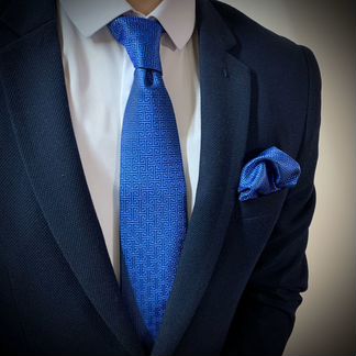 Подарочный набор галстук запонки платок мужской