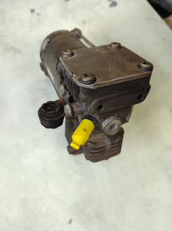 Насос воздушный Volvo XC90 2015 31441864