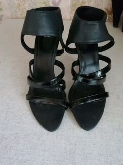 Босоножки новые H&M