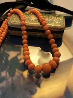 Антикварный коралл шакка