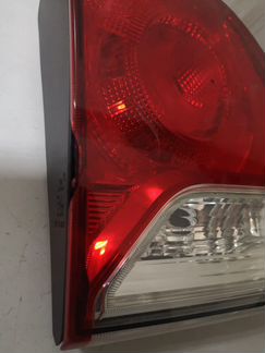 Фонарь задний левый внутренний лэнд крузер 200