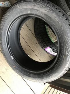 Nexen winguard winspike WH62 Ш 215/55/17