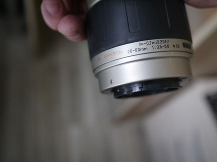 Тамрон на sony A автофокусный полнокадровый 28-80