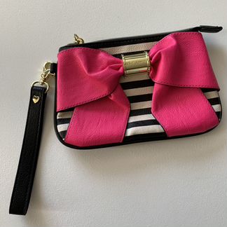 Клатч Betsey Johnson новый