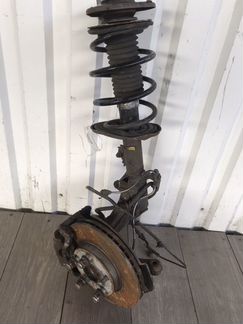 Стойка левая Тойота Аурис Auris 150