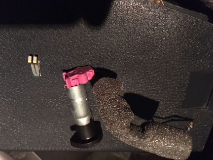 Пиропатрон Volvo XC60