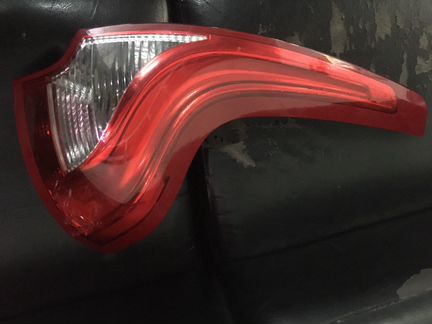 Задний правый фонарь Volvo XC60