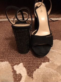 Босоножки Michael Kors