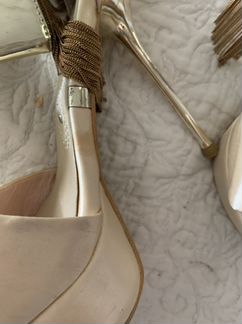 Босоножки Lorenzi