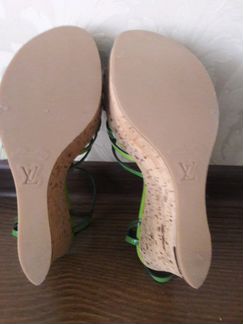 Босоножки lois vuitton. Новые.классика