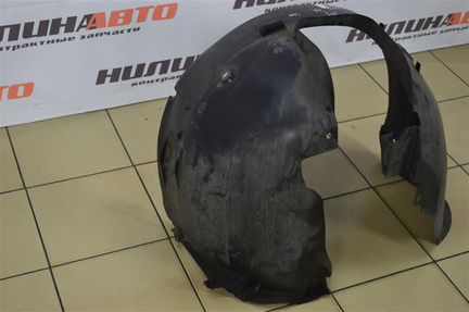 Подкрылок передний правый Пежо 308