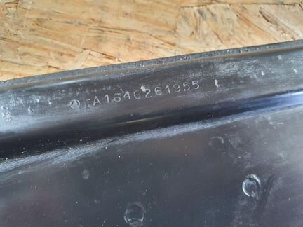 Передняя панель (телевизор) Mercedes-Benz GL-Класс