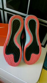 Кроссовки Nike