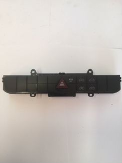 Кнопки Mercedes w639 A6398701110